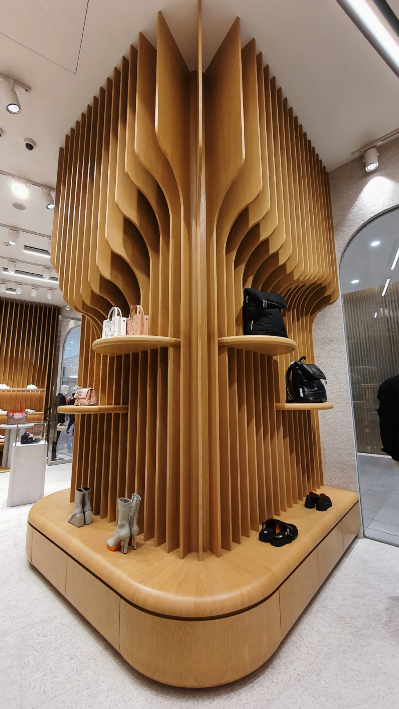 WD Retail store – Amir Mina Architecture